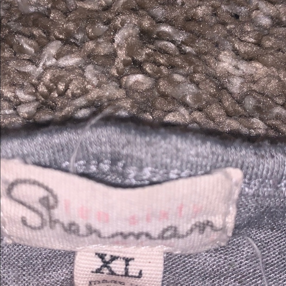 super cute sherman graphic long sleeve tee sz xl - Picture 3 of 4